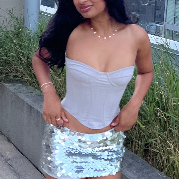 *SOLD* HOUSE OF CB Demi Grey Underwired Corset - Picture 4 of 6